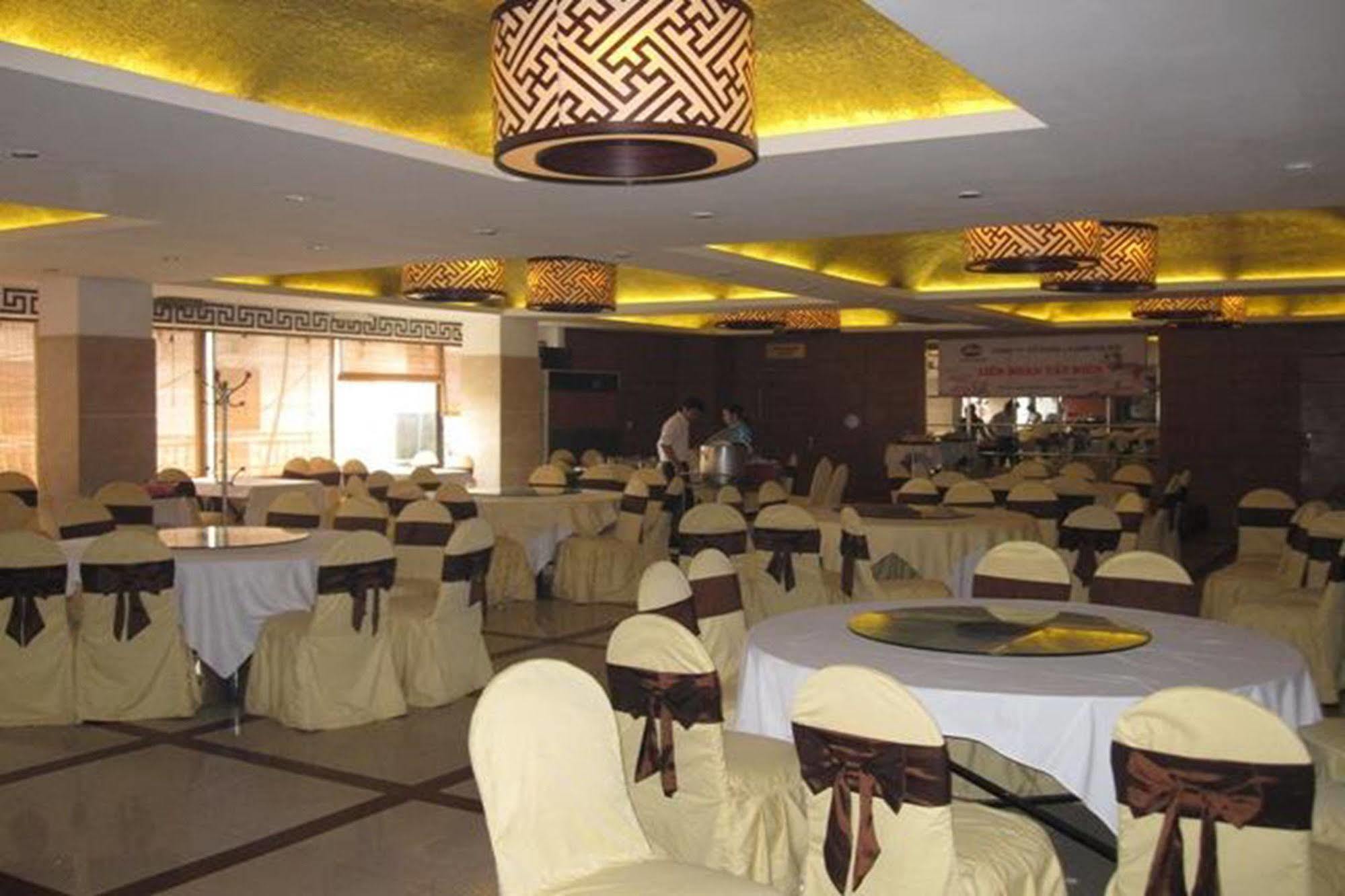Oasis Hanoi Hotel Luaran gambar